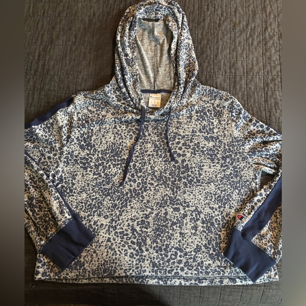 Champion Womens Blue Leopard Print Pullover Hoodie Size L Side Stripe Cropped